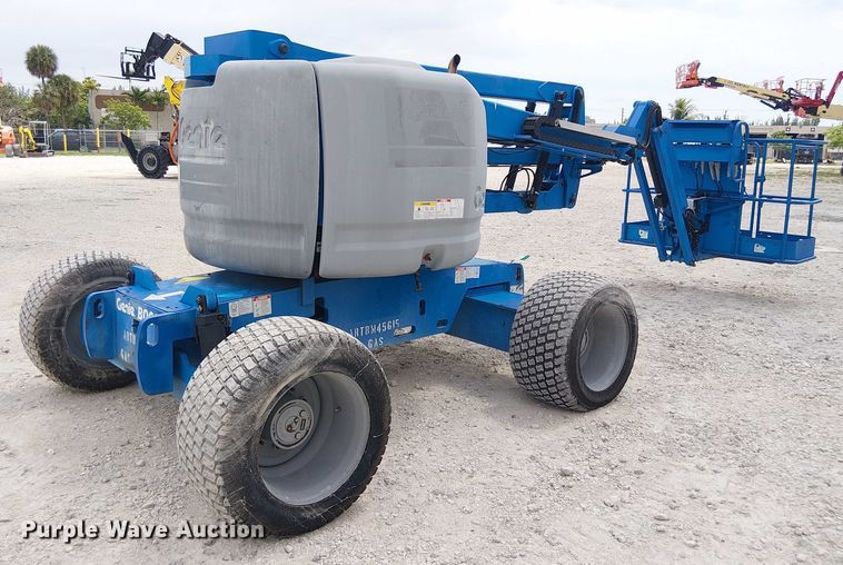 image for item EC3799 2013 Genie Z-45/25J boom lift