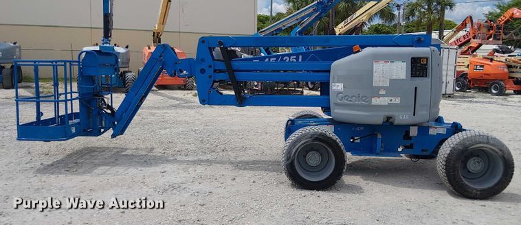 image for item EC3799 2013 Genie Z-45/25J boom lift