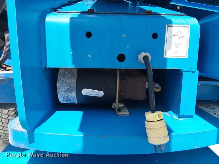 image for item EC3799 2013 Genie Z-45/25J boom lift