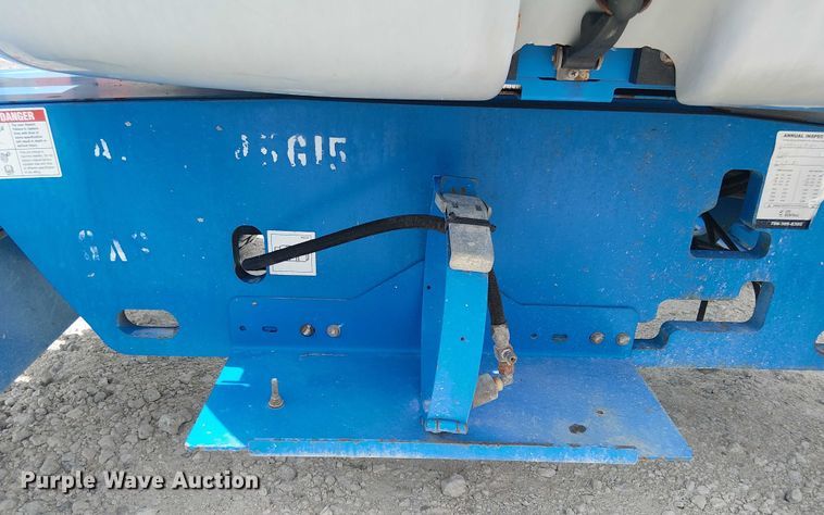image for item EC3799 2013 Genie Z-45/25J boom lift