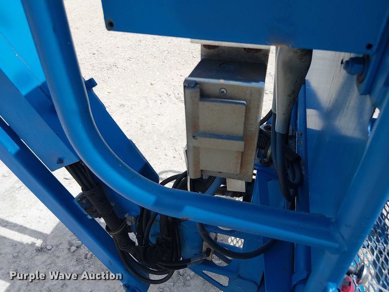 image for item EC3799 2013 Genie Z-45/25J boom lift