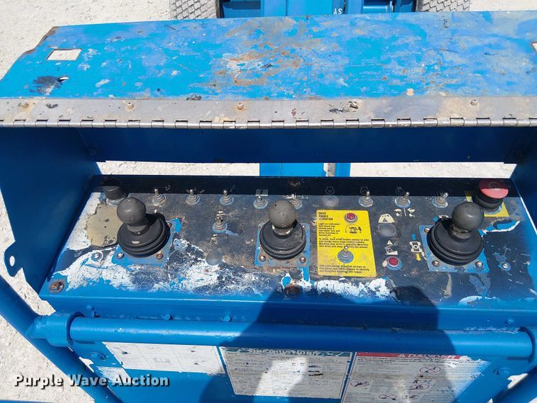 image for item EC3799 2013 Genie Z-45/25J boom lift