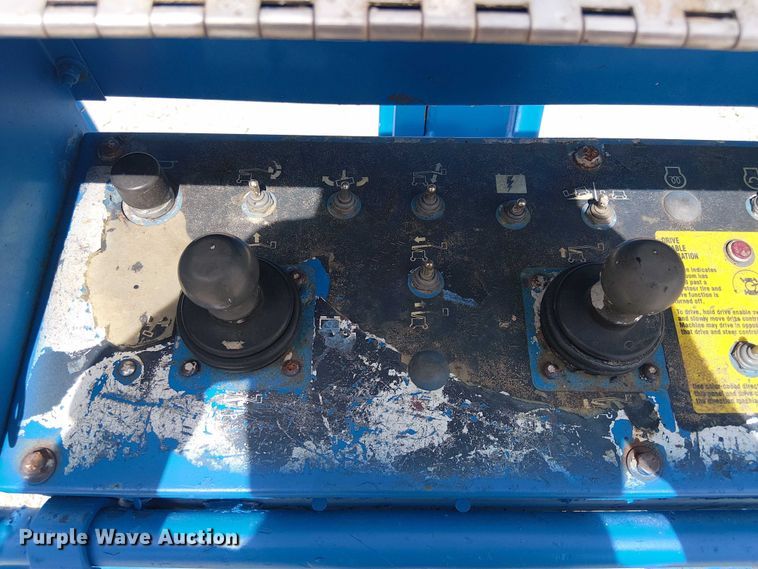 image for item EC3799 2013 Genie Z-45/25J boom lift