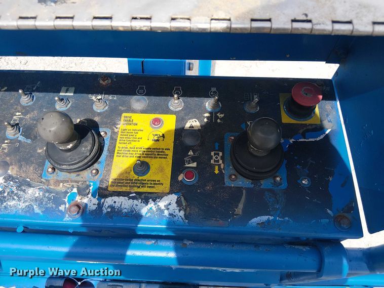 image for item EC3799 2013 Genie Z-45/25J boom lift