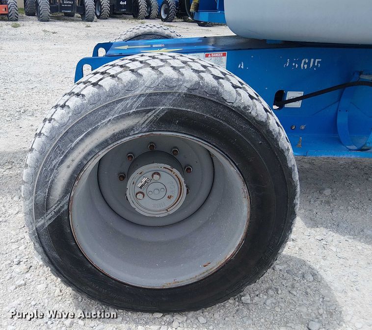 image for item EC3799 2013 Genie Z-45/25J boom lift