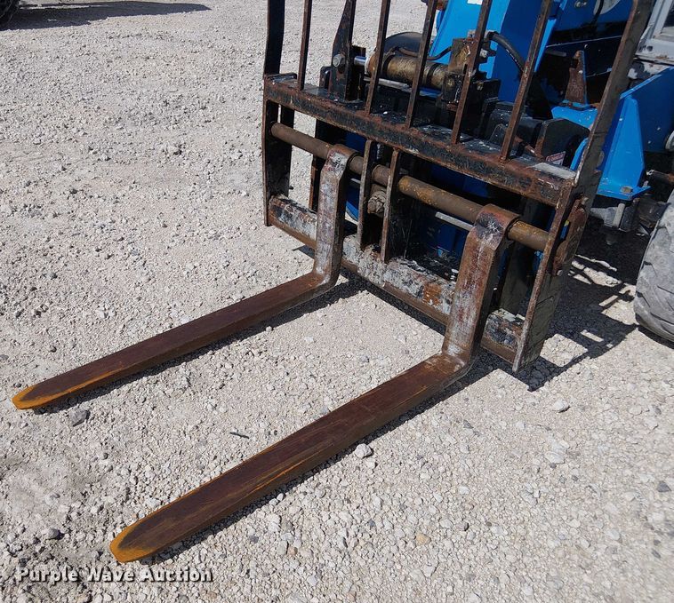 image for item EC3800 2012 Genie GTH-5519 telehandler