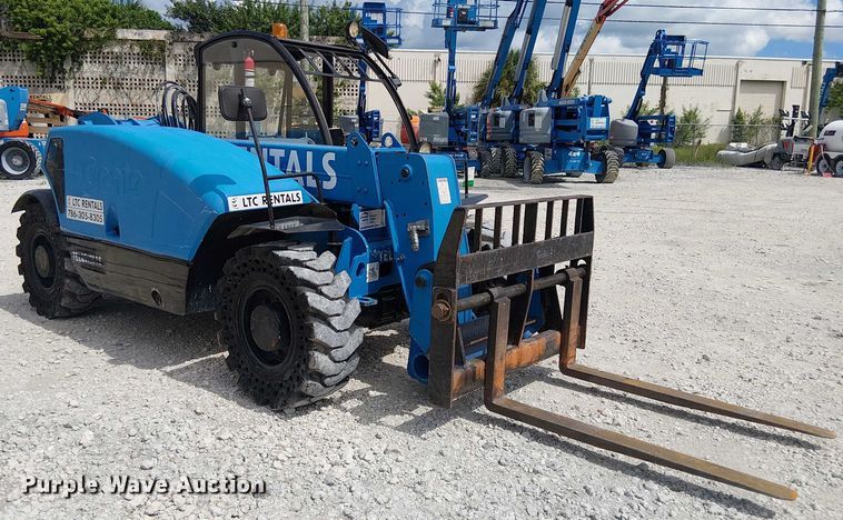 image for item EC3801 2016 Genie GTH5519 telehandler