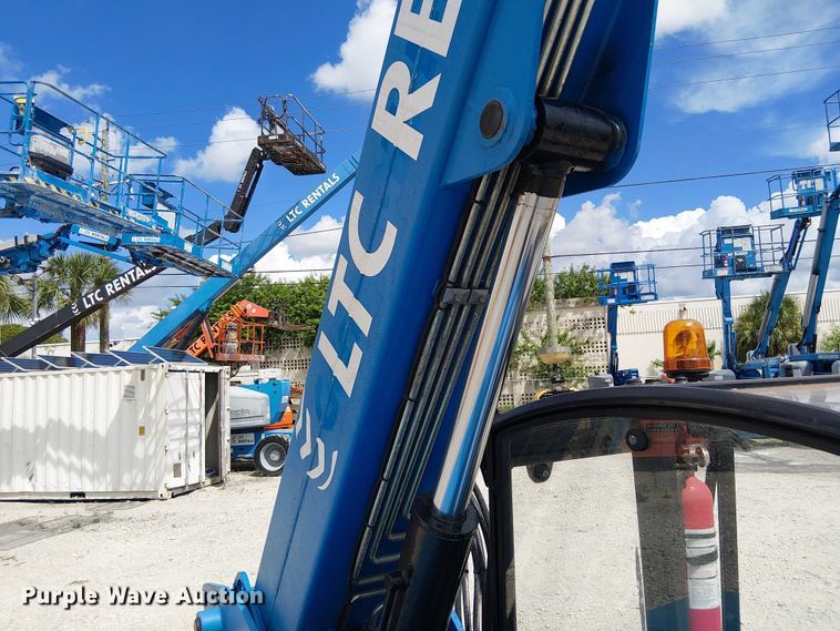 image for item EC3801 2016 Genie GTH5519 telehandler