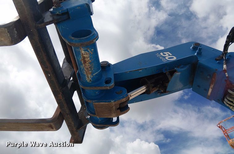 image for item EC3801 2016 Genie GTH5519 telehandler