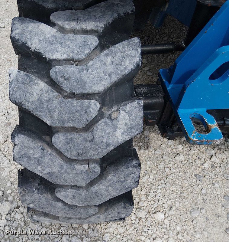 image for item EC3801 2016 Genie GTH5519 telehandler
