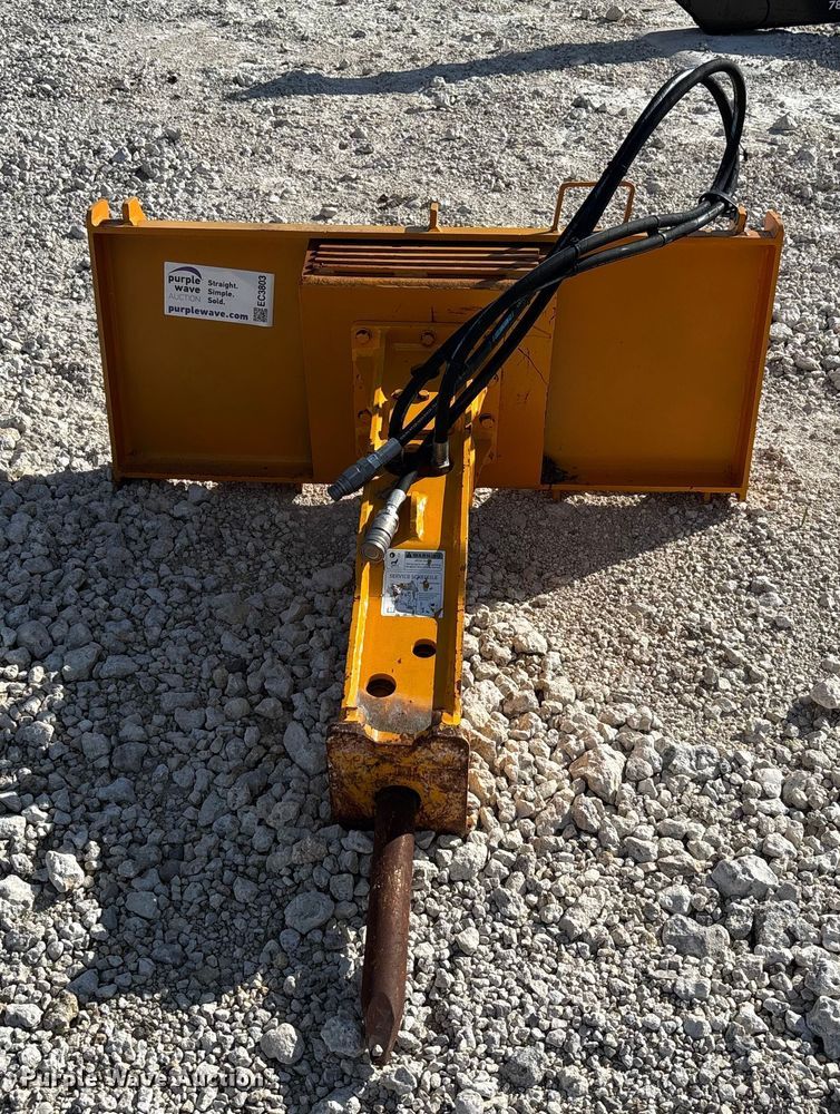 image for item EC3803 Teran THH300B-303 skid steer breaker