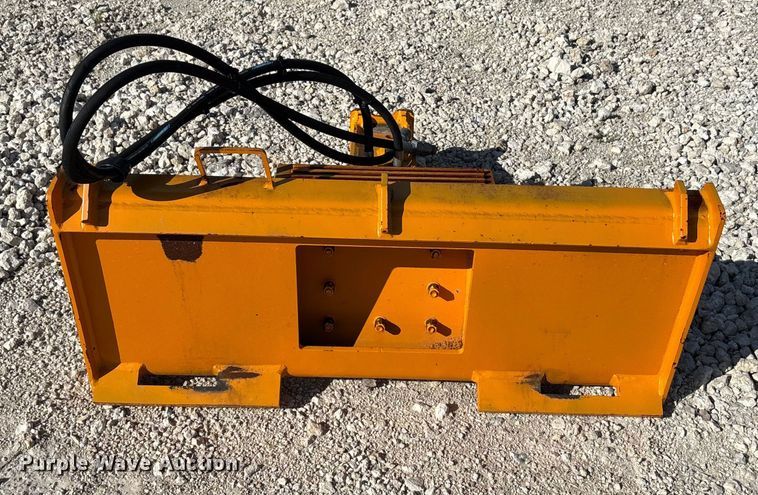 image for item EC3803 Teran THH300B-303 skid steer breaker