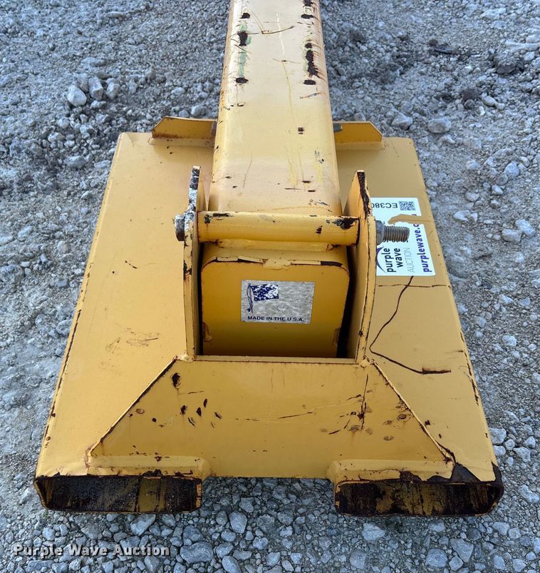 image for item EC3804 Caldwell forklift boom 