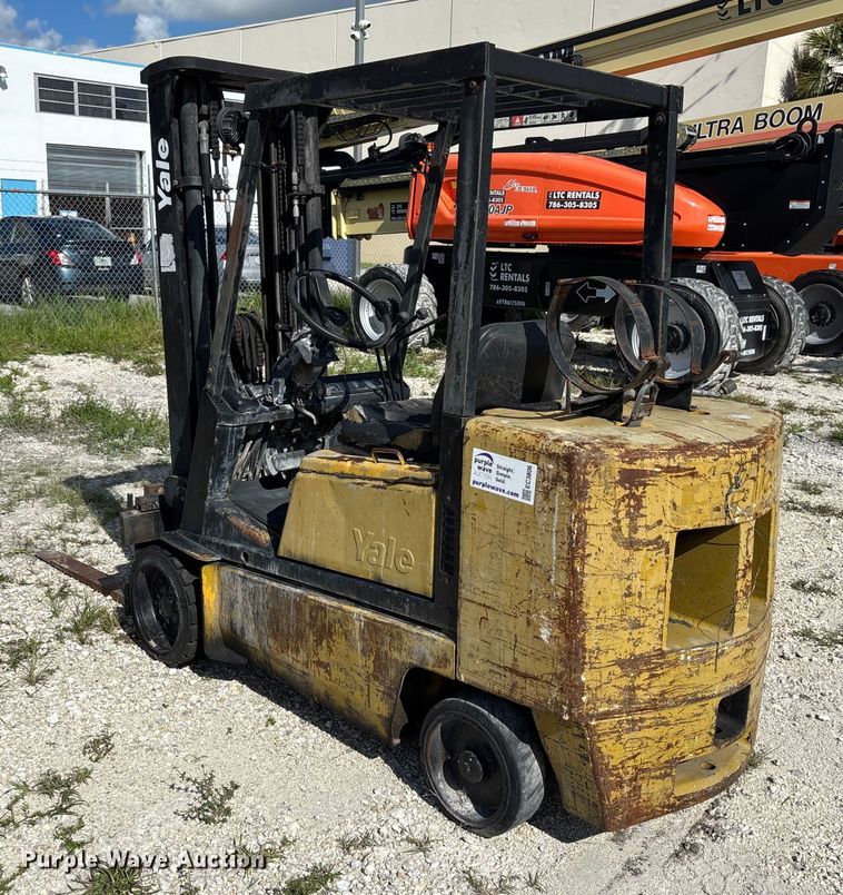image for item EC3806 Yale GLC050DENUAE083 forklift