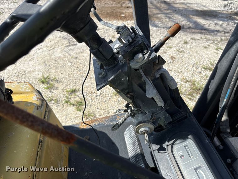 image for item EC3806 Yale GLC050DENUAE083 forklift