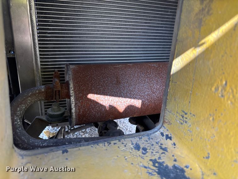 image for item EC3806 Yale GLC050DENUAE083 forklift