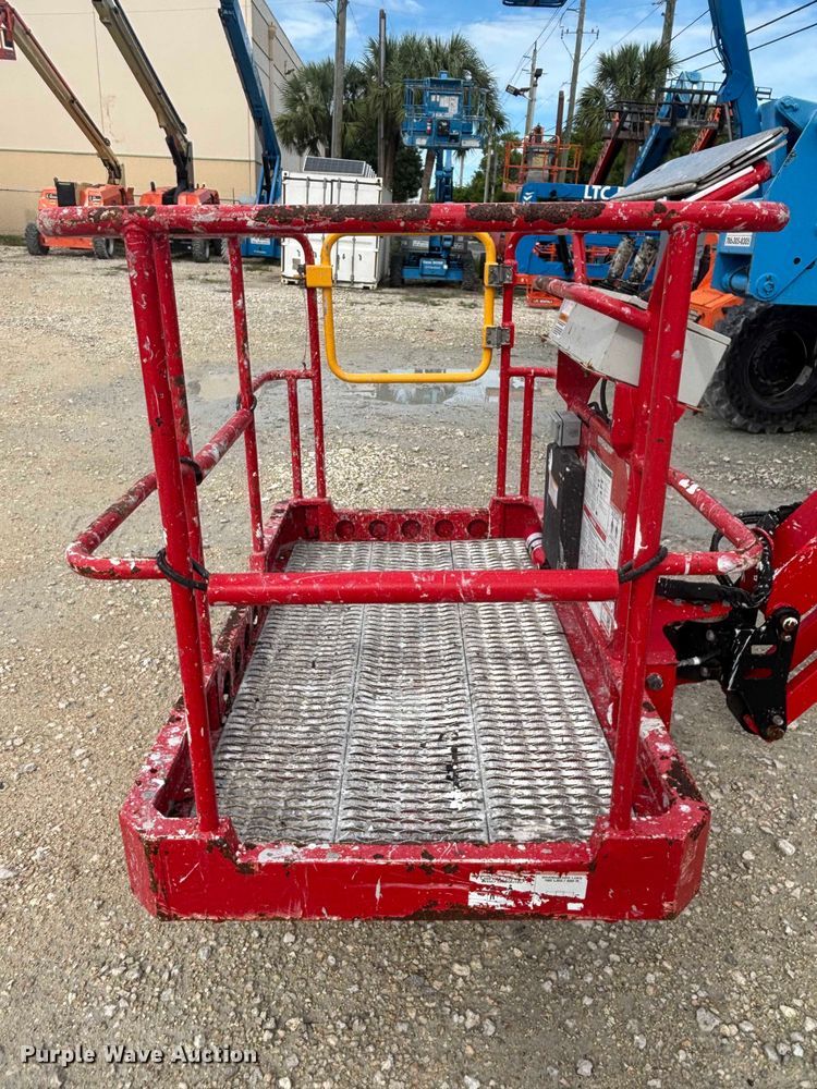 image for item EC3811 2023 MEC 34-J boom lift