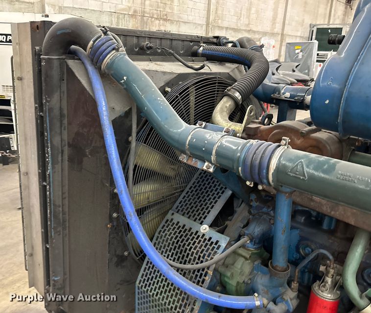 image for item EC3813 Magnamax 572RSL4027 generator