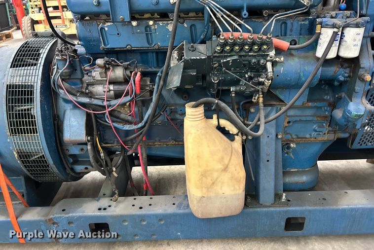 image for item EC3813 Magnamax 572RSL4027 generator