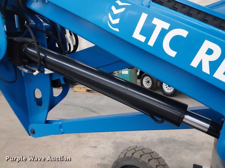 image for item EC3815 2021 Genie Z-33/18 boom lift