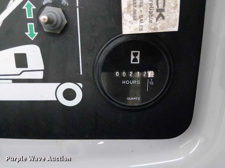 image for item EC3815 2021 Genie Z-33/18 boom lift