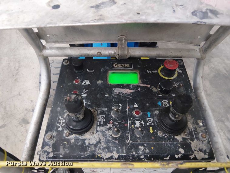 image for item EC3815 2021 Genie Z-33/18 boom lift