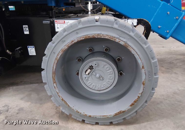 image for item EC3815 2021 Genie Z-33/18 boom lift