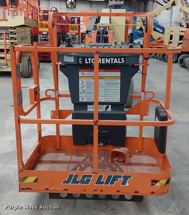 image for item EC3816 2022 JLG E300AJP boom lift