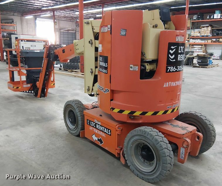 image for item EC3816 2022 JLG E300AJP boom lift
