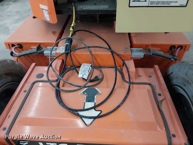 image for item EC3816 2022 JLG E300AJP boom lift