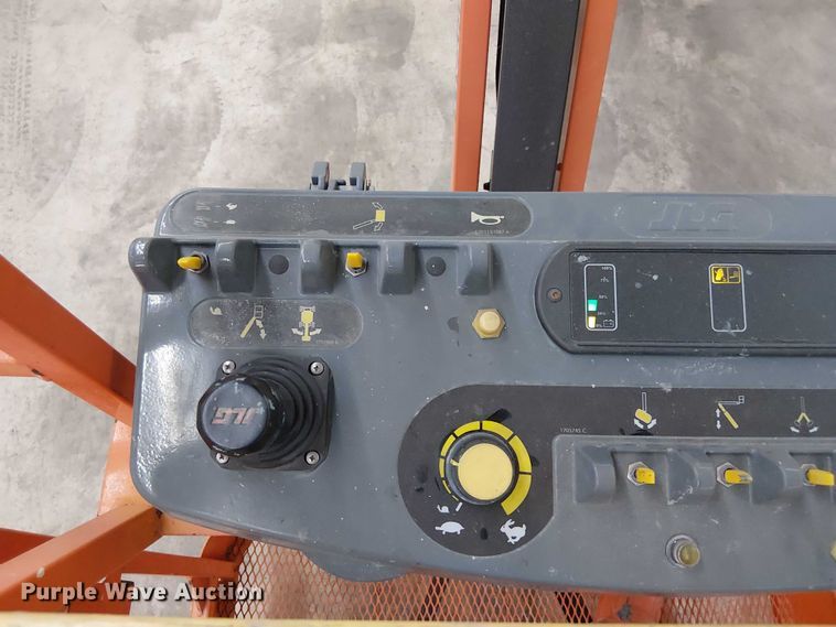 image for item EC3816 2022 JLG E300AJP boom lift