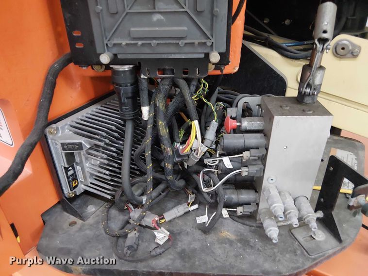 image for item EC3816 2022 JLG E300AJP boom lift