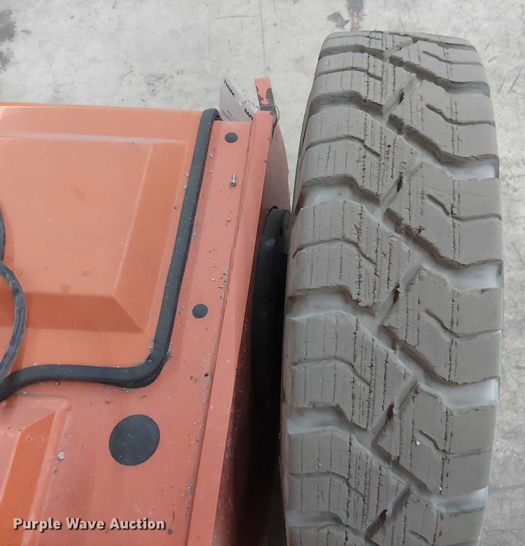 image for item EC3816 2022 JLG E300AJP boom lift