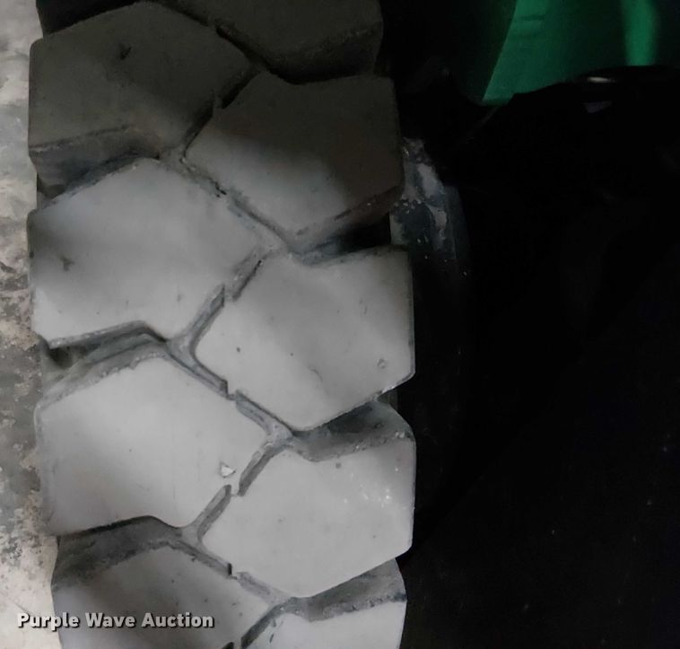 image for item EC3817 2022 Mitsubishi FG25N forklift