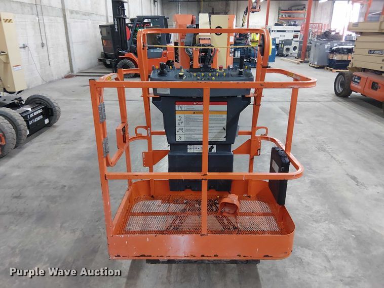 image for item EC3818 2022 JLG E300AJP boom lift