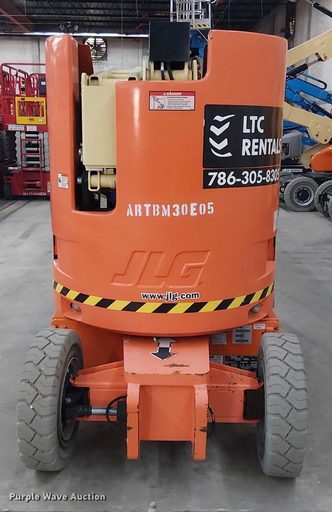 image for item EC3818 2022 JLG E300AJP boom lift