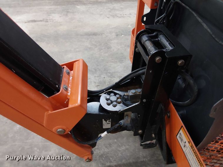 image for item EC3818 2022 JLG E300AJP boom lift
