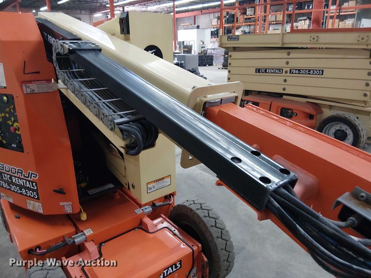 image for item EC3818 2022 JLG E300AJP boom lift