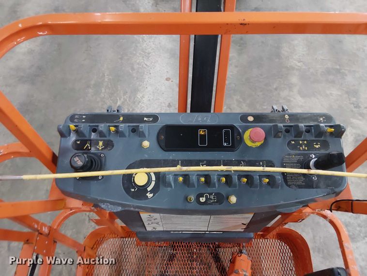 image for item EC3818 2022 JLG E300AJP boom lift