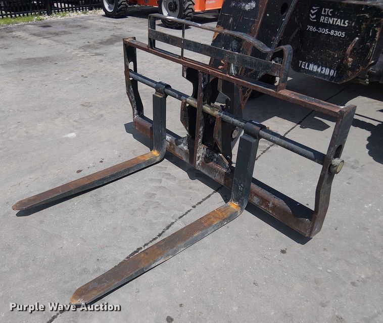 image for item EC3819 2013 JLG G9-43A telehandler