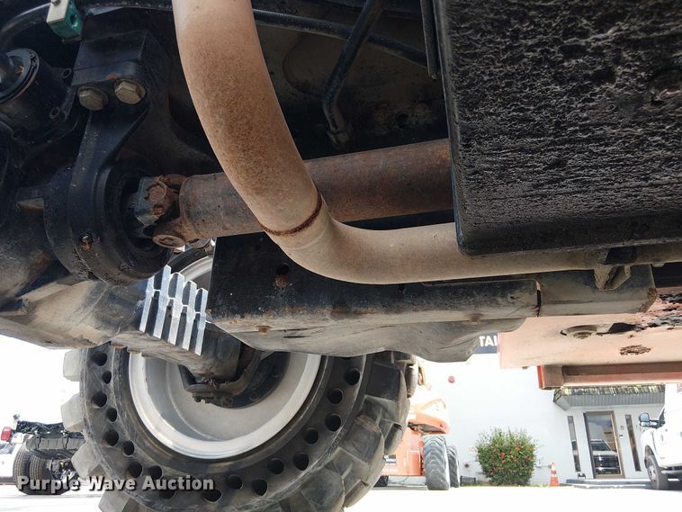 image for item EC3819 2013 JLG G9-43A telehandler