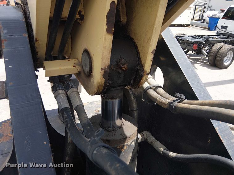 image for item EC3819 2013 JLG G9-43A telehandler