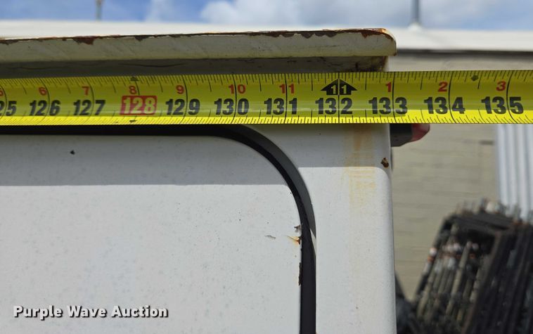 image for item EC4340 2001 Ford F450 Super Duty utility / service truck