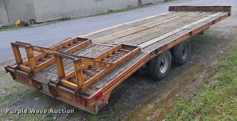 image for item EC4343 1993 Econoline Trailers equipment trailer