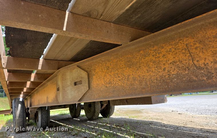 image for item EC4343 1993 Econoline Trailers equipment trailer