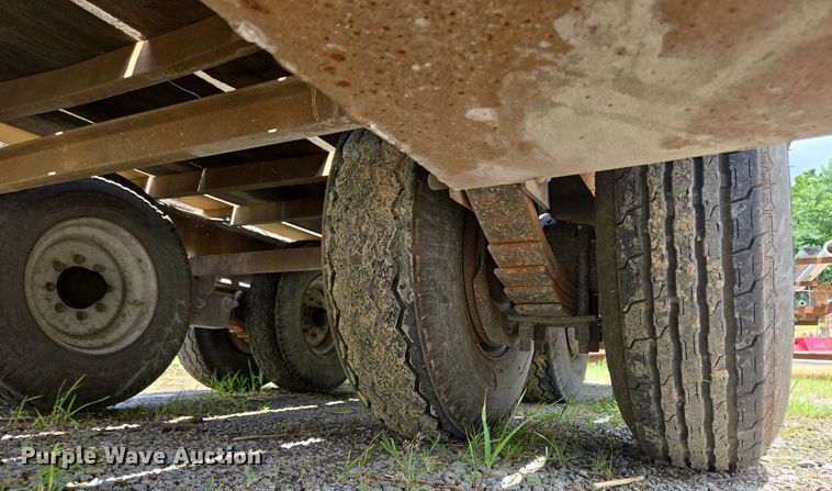 image for item EC4343 1993 Econoline Trailers equipment trailer