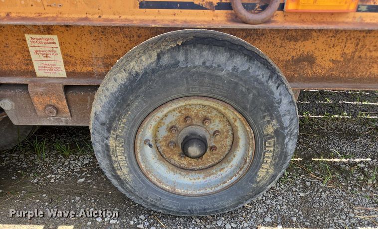 image for item EC4343 1993 Econoline Trailers equipment trailer