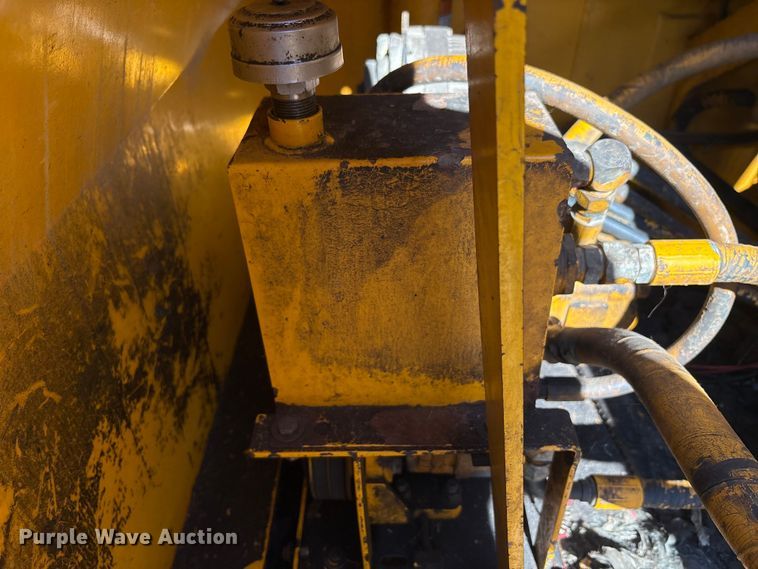 image for item EC4396 Badger 1085C wheeled excavator