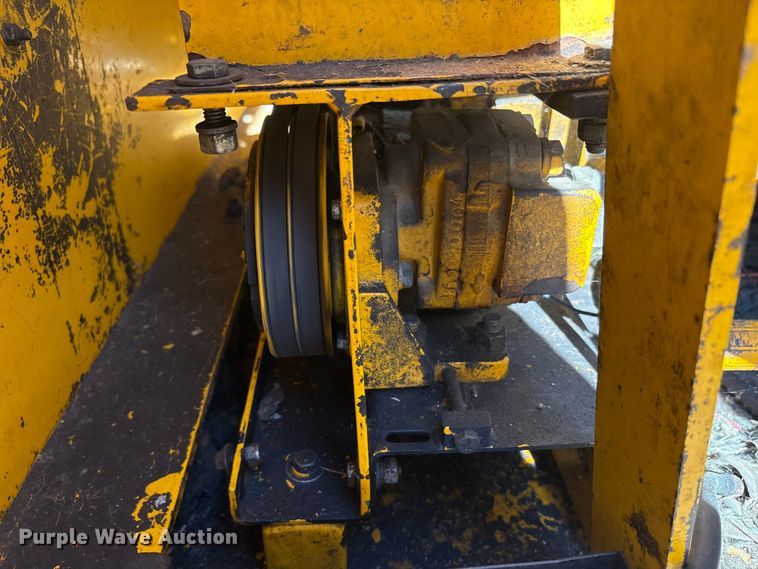 image for item EC4396 Badger 1085C wheeled excavator