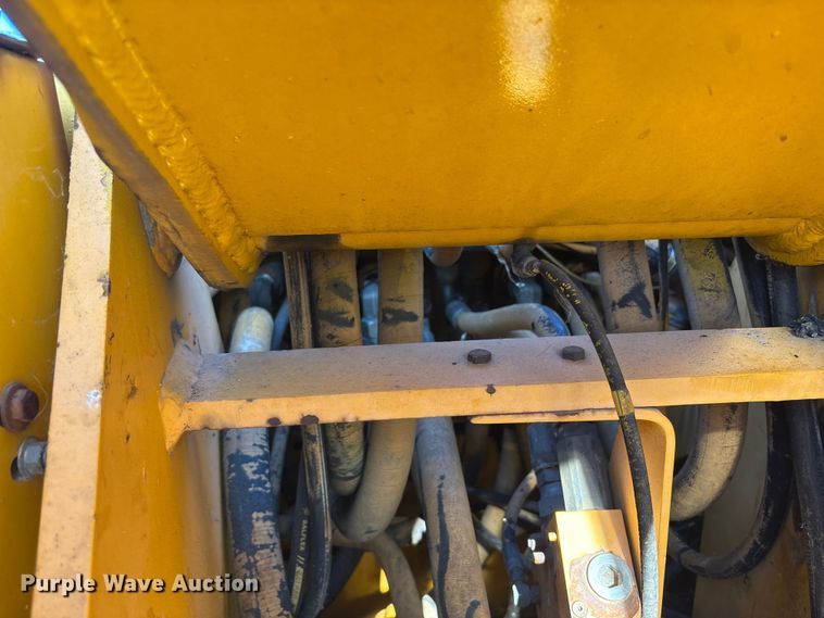 image for item EC4396 Badger 1085C wheeled excavator